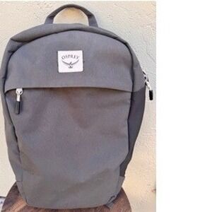 Osprey Arcane Large Day Pack Charcoal Grey Recycled Laptop Backpack 20L 08/22